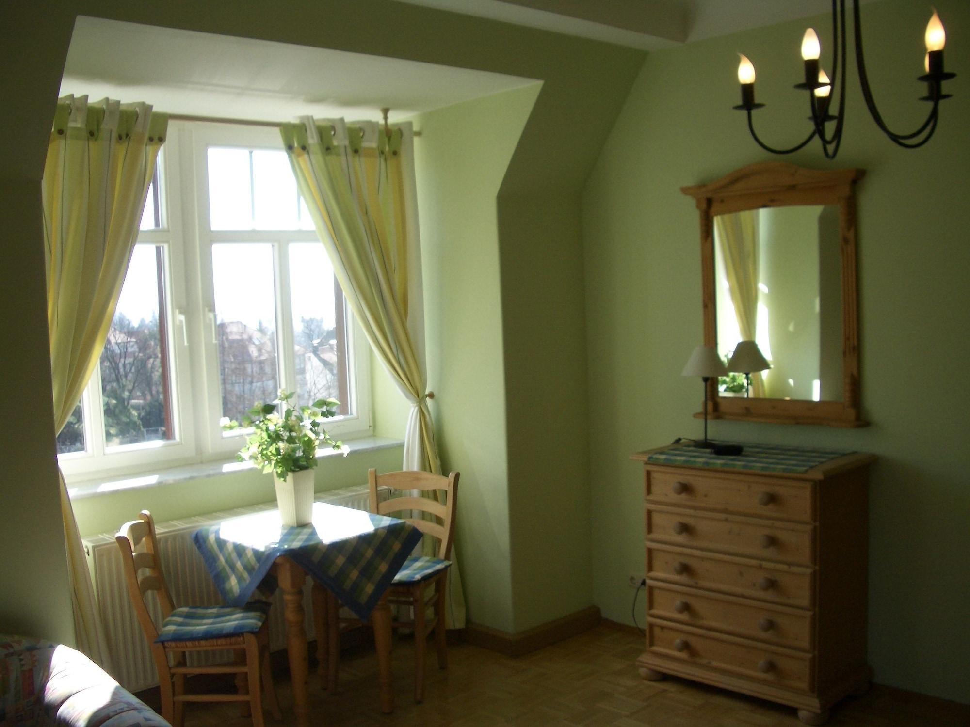 Hotel-Appartement-Villa Ulenburg Dresden Bagian luar foto